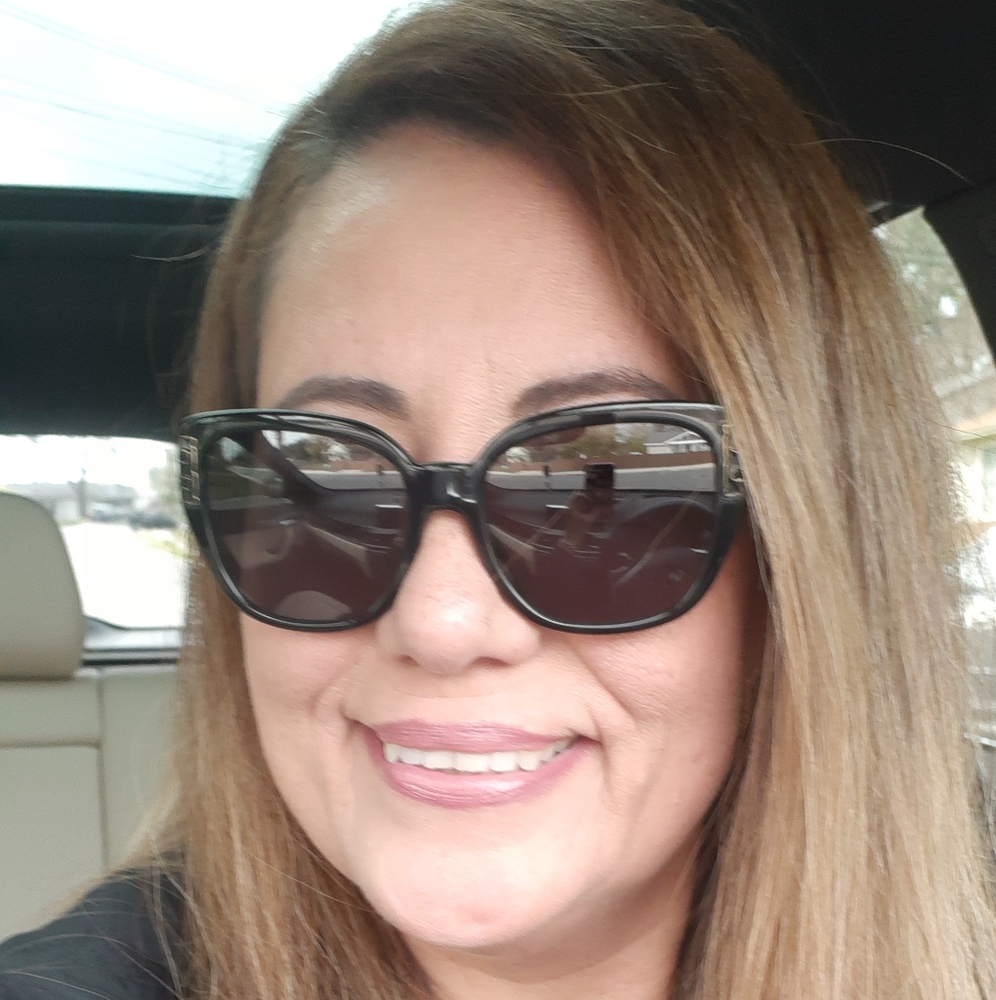 Meet your Posher, Norma